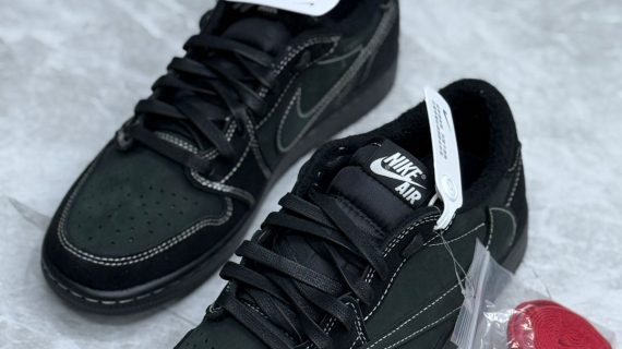 NIKE Jordan- MEN