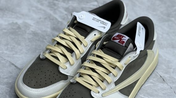 NIKE Jordan- MEN