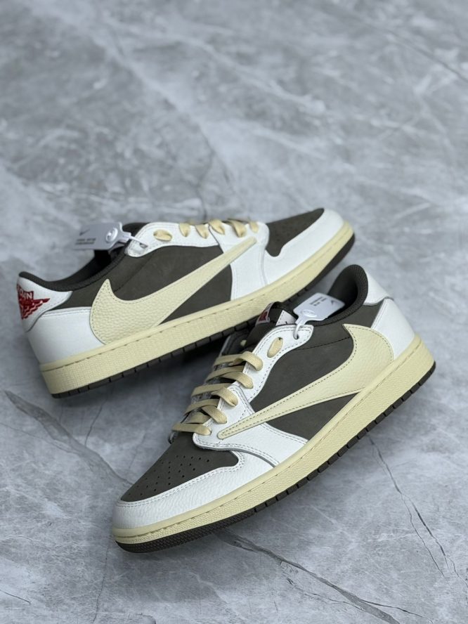 NIKE Jordan- MEN