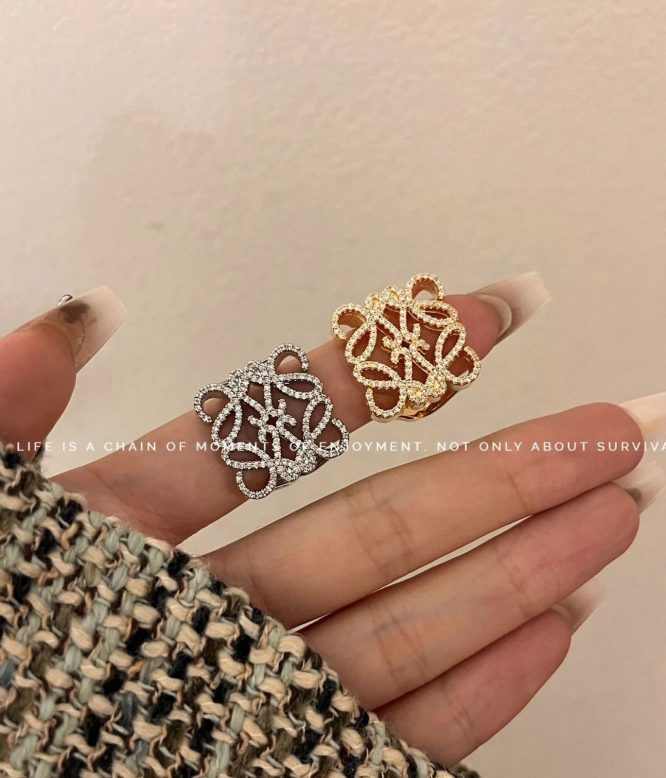 Loewe Ring