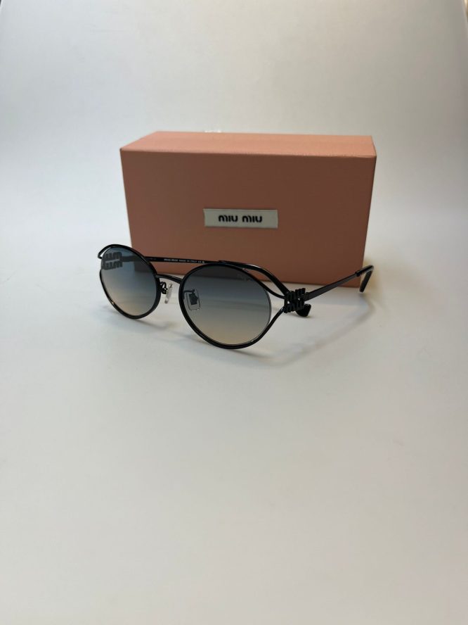 Miu Miu Suglasses