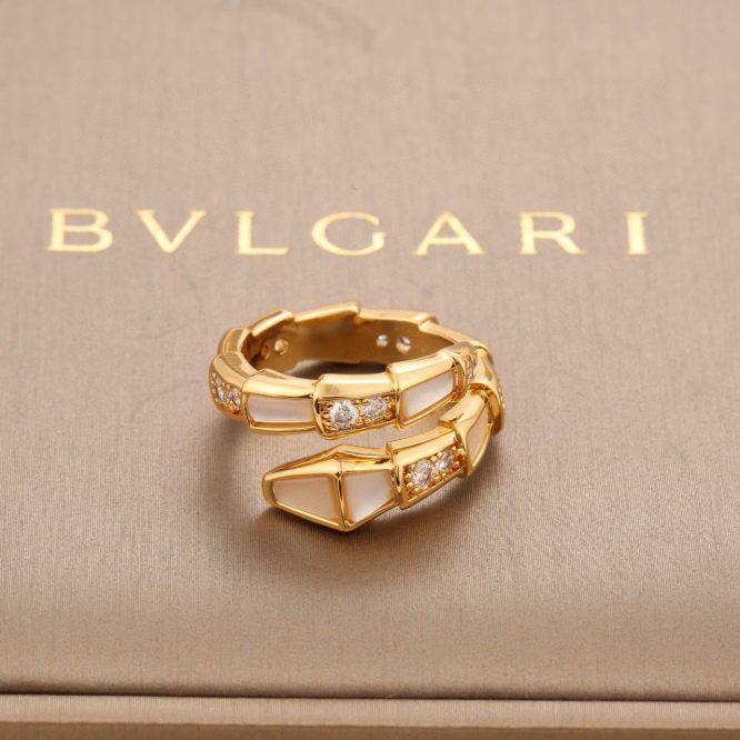 Bvlgari Set Necklace/ Earrings/Ring/BANGLE