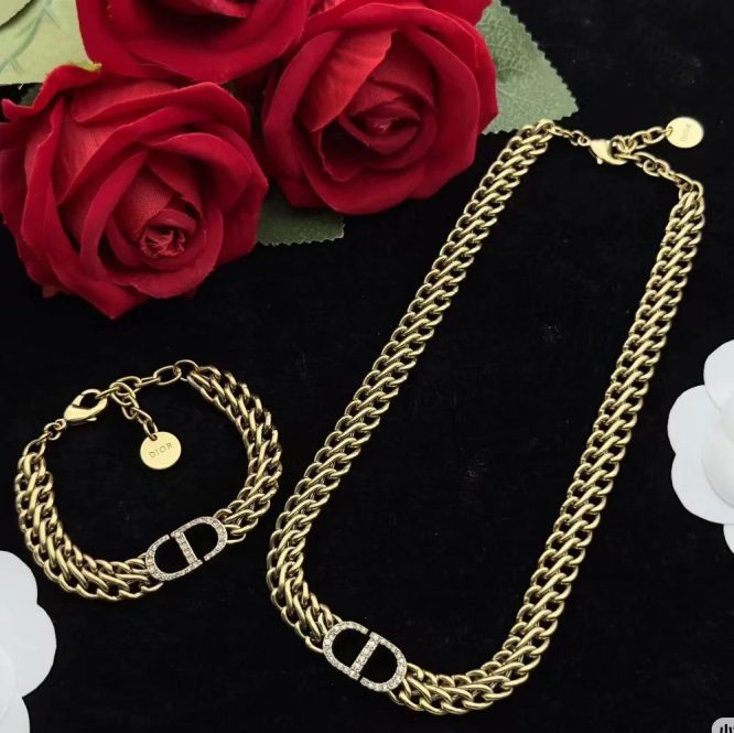 Dior Necklace /Barcelet