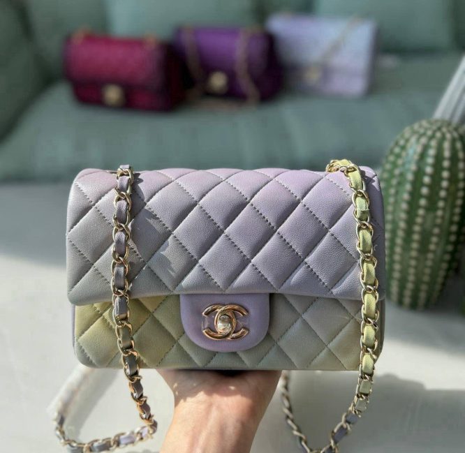 CHANEL- Cavakin Matrasse Chain Shoulder Bag