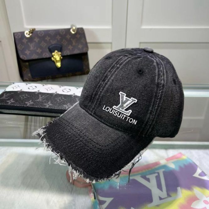 Louis Vuitton Cap