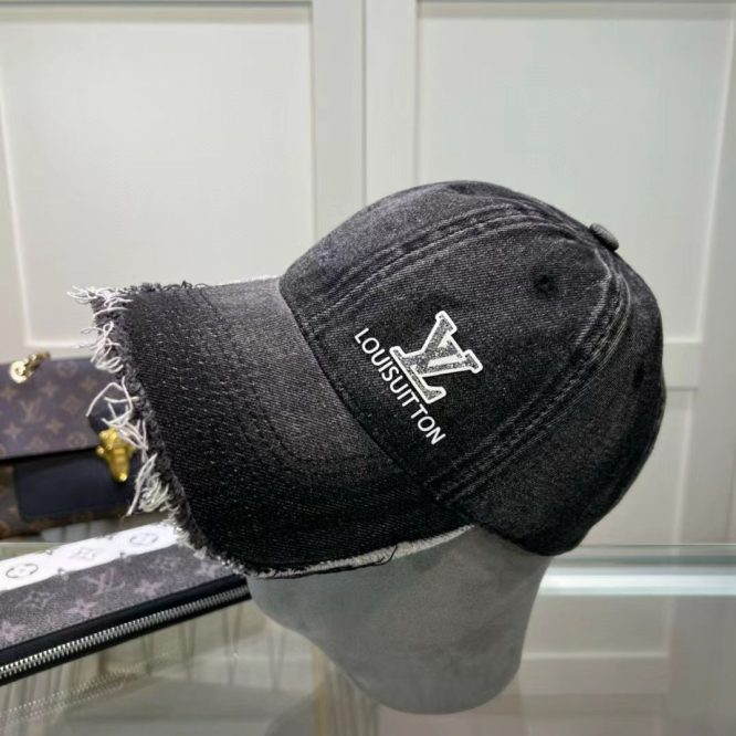 Louis Vuitton Cap