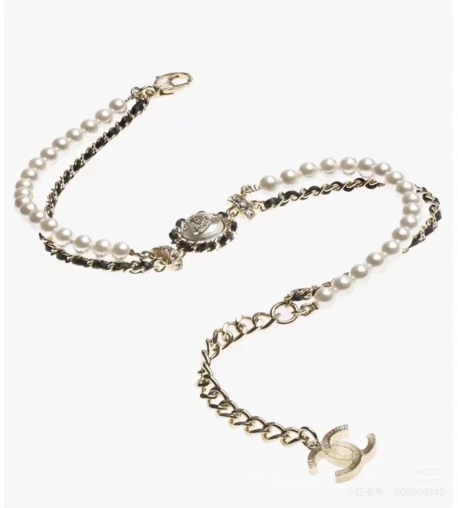 Chanel chokeR