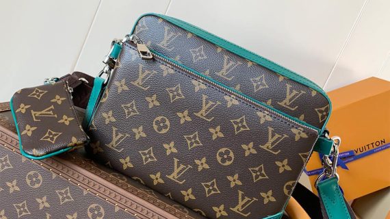LOUIS  VUITTON -   Trio messenger bag   Premium Quality