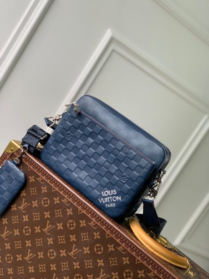 LOUIS VUITTON  - Trio messenger bag -  Premium Quality