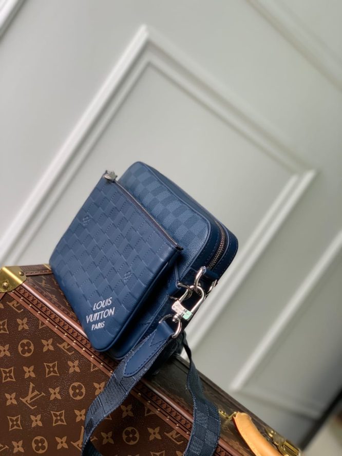 LOUIS VUITTON  - Trio messenger bag -  Premium Quality