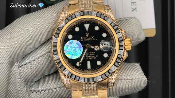 ROLEX YZ SUBMARINER-AUTOMAITC-SAPPHIRE GLASS-WATER RESISTANT FULL DIAMOND