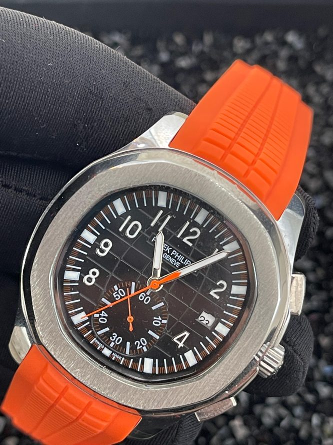 PATEK PHILIPPE-"AQUANAUT-CASE MATERIALSTEE-MOVEMENT AUTOMAITC