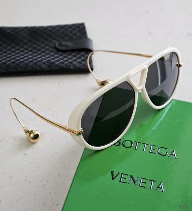 BOTTEGA VENETA SUNGLASSES