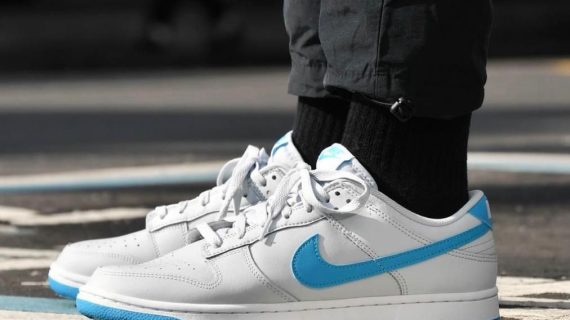 Nike Dunk Low 'Light Bone Blue