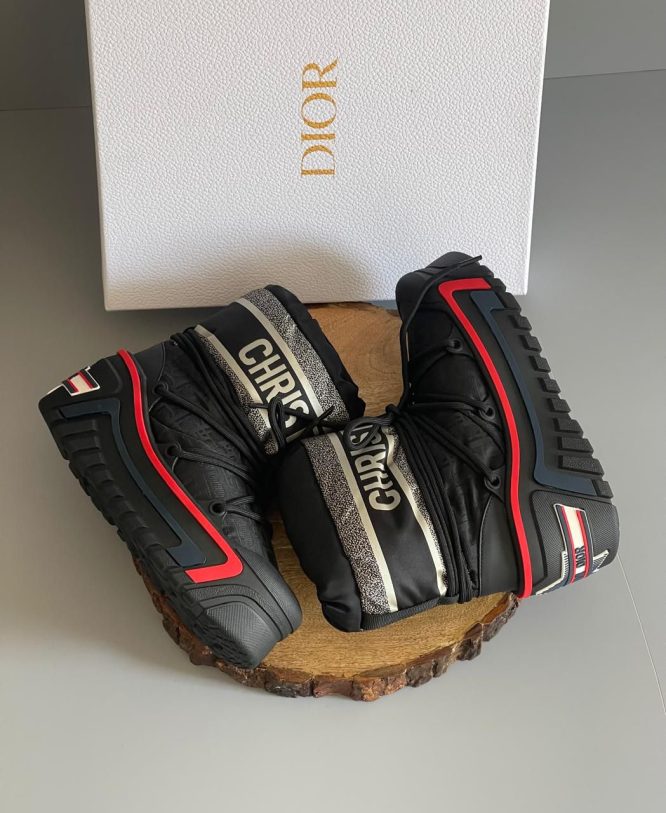 DIOR SNOW BOOTS