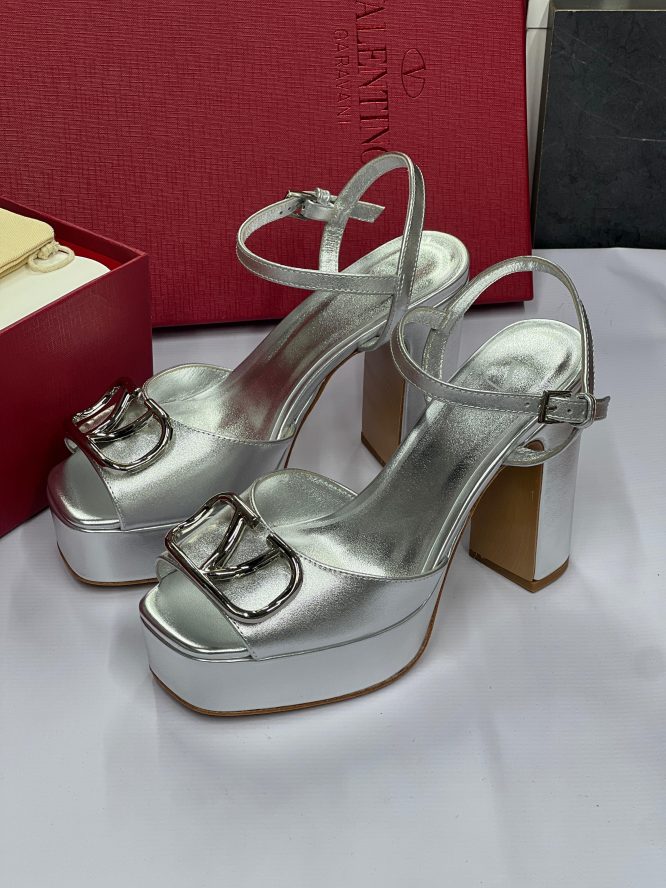 VALENTINO -GARAVANI VLOGO SIGNATURE METALLIC LEATHER -SANDALS-HEELS