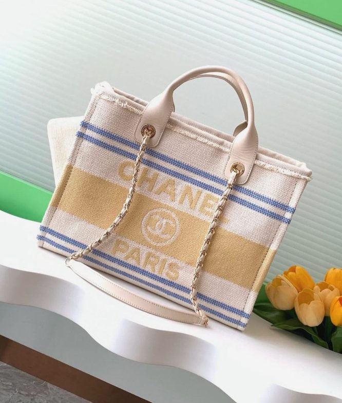 CHANEL-SHOPPING BAG COTTON CANVAS & GOLD-TONE METAL