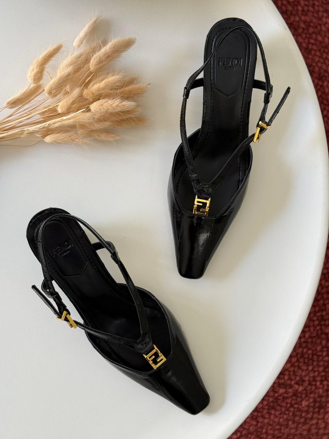 FENDI- SHORT HEELS-SANDEL