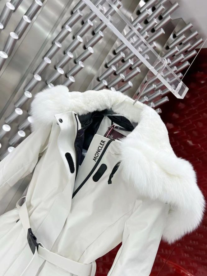 LADIES -MONCLER- jacket - SKI jacket