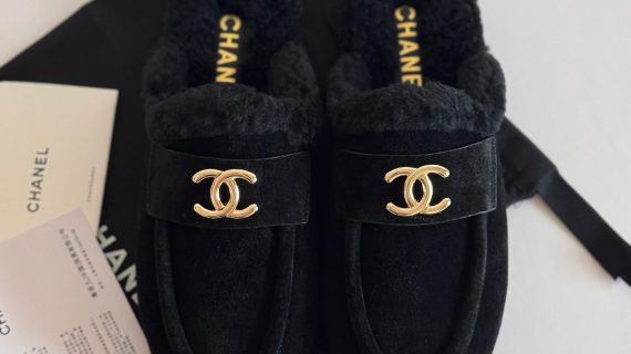 CHANEL -SHOES MOCCASINS- LOAFER FLATS CC LOGO