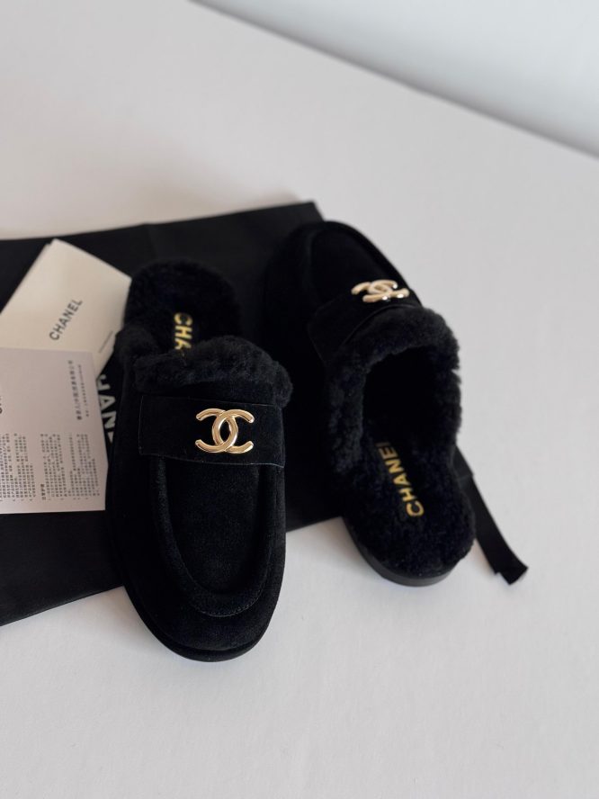 CHANEL -SHOES MOCCASINS- LOAFER FLATS CC LOGO