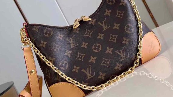 LOUIS VUITTON- MONOGRAM BOULOGNE- BAG