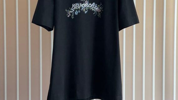 GIVENCHY-T-SHIRTS