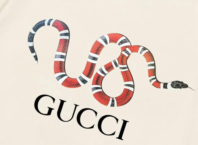 GUCCI- T-SHIRT