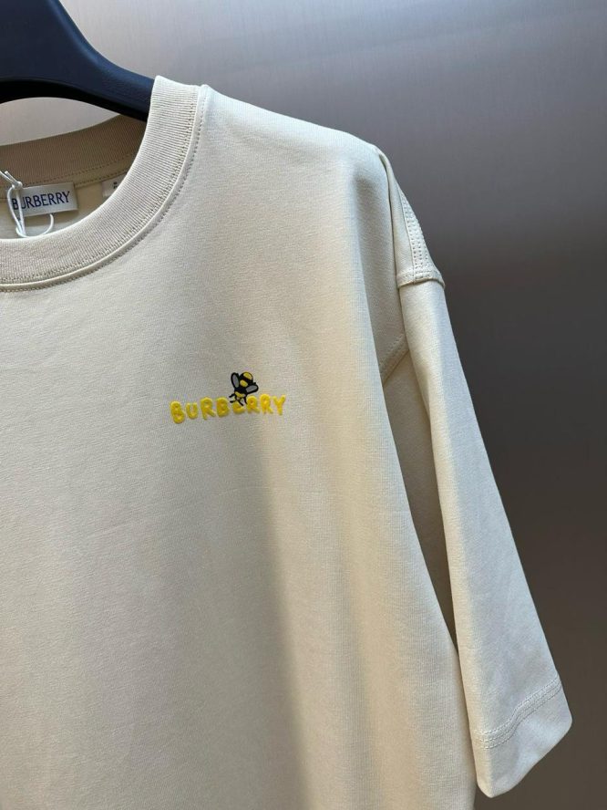 BURBERRY-T-SHIRT