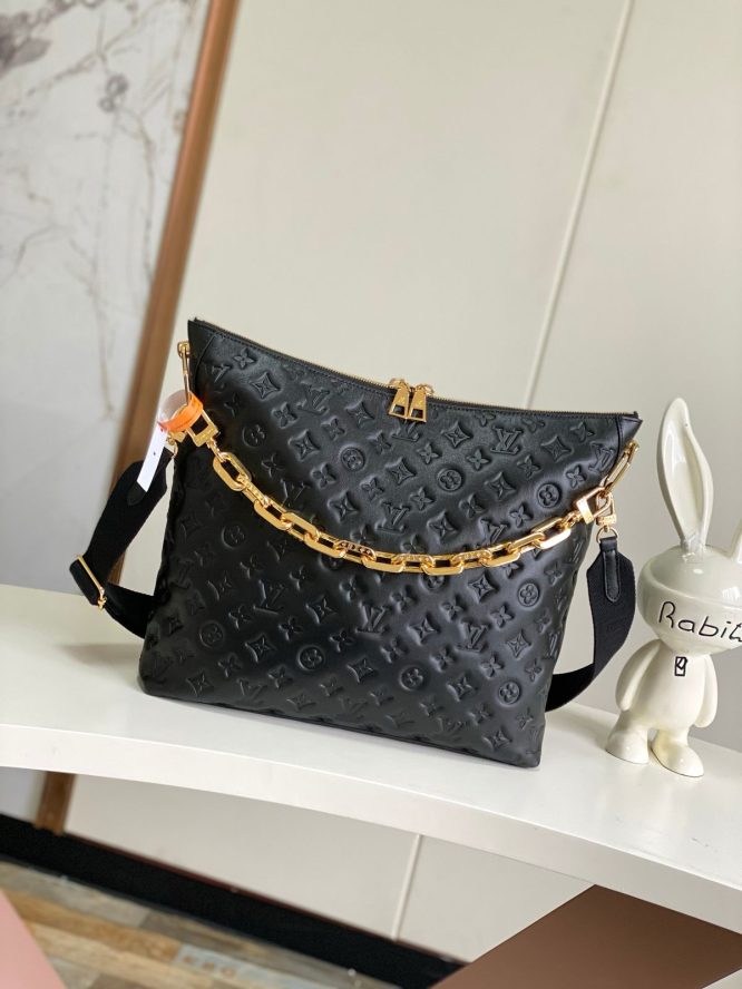 LOUIS VUITTON- COUSSIN HOBO-BAG