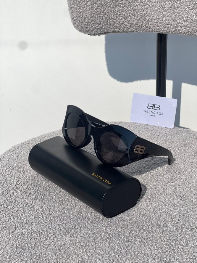 BALENCIAGA DYNASTY ROUND- SUNGLASSES