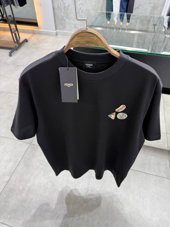 Fendi T shirt