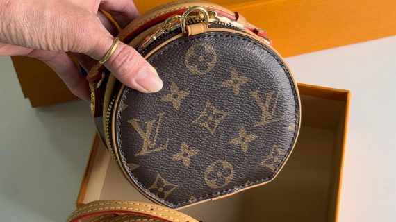 LOUIS VUITTON- MICRO MÉTIS MONOGRAM CANVAS
