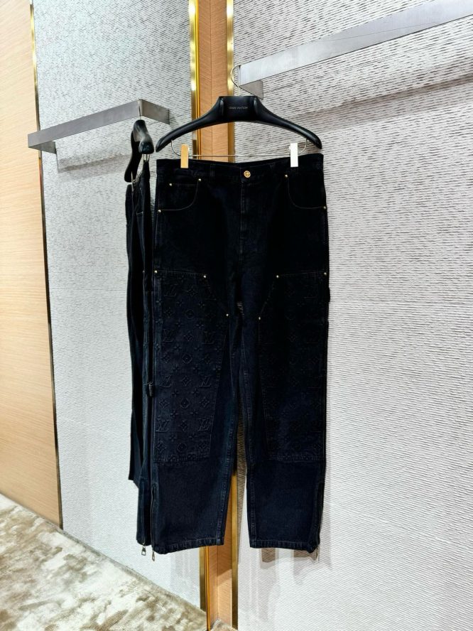 LOUIS VUITTON JEANS