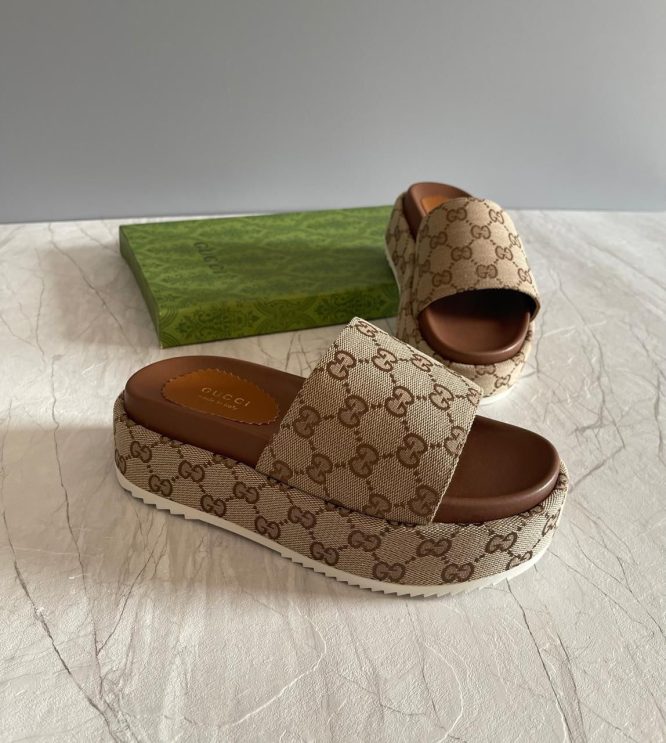 Gucci Platform Sandals‏