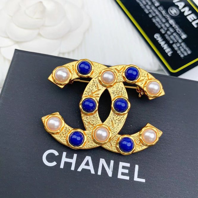 CHANEL BROOCH