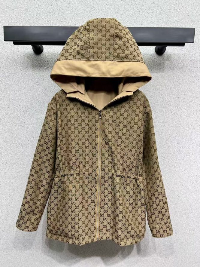 GUCCI REVERSIBLE -TRACKSUIT