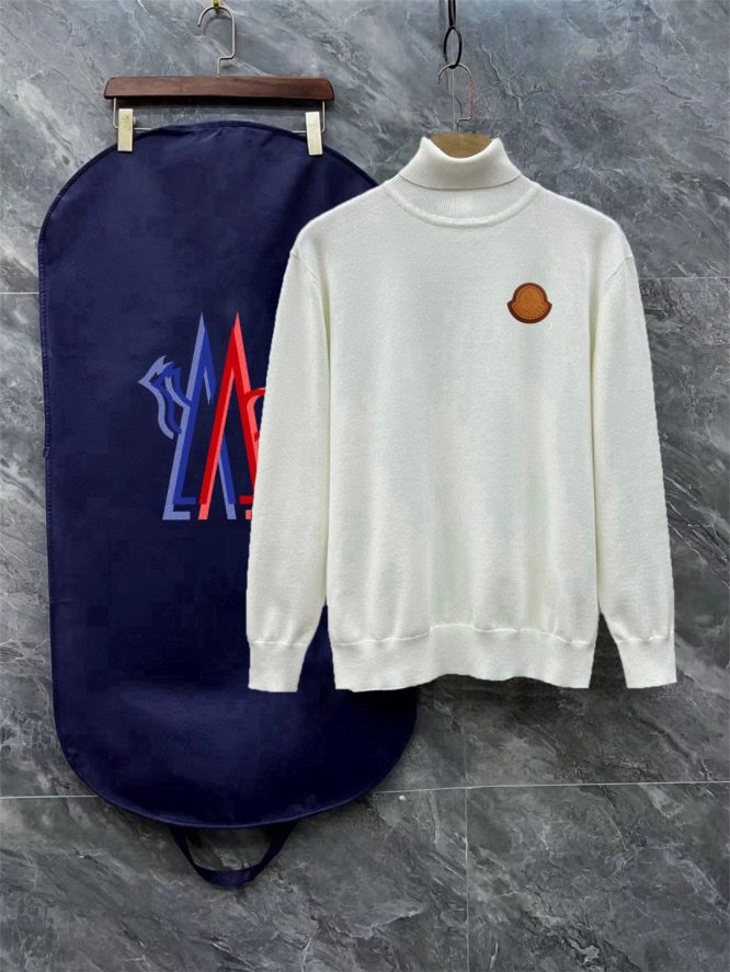 MONCLER SWEATER