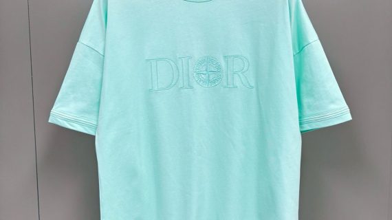 DIOR T-SHIRT