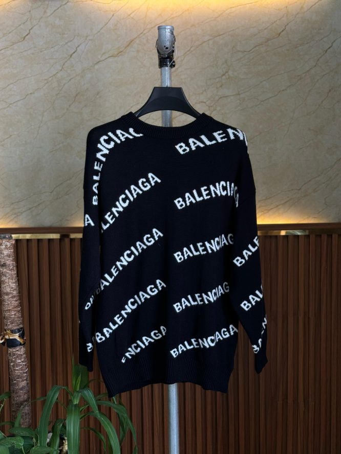 BALENCIGA SWEATER