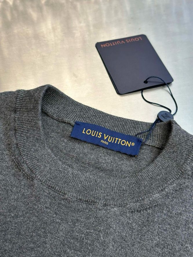 LOUIS VUITTON T-SHIRT