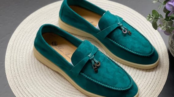 "Babouche Charms Walk" moccasins Suede, goatskin Suede Forest Leaves | Loro Piana AE