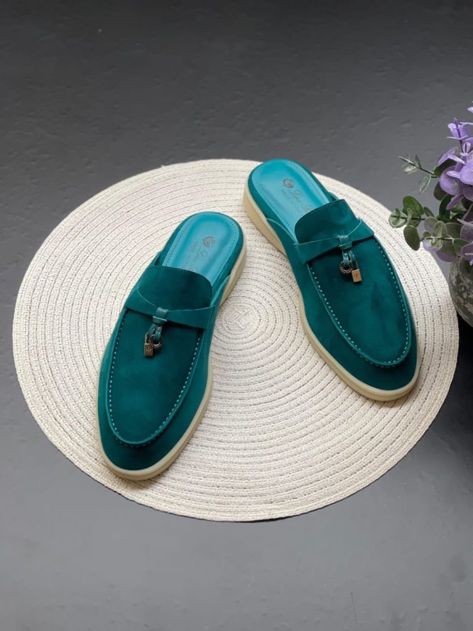 "Babouche Charms Walk" moccasins Suede, goatskin Suede Forest Leaves | Loro Piana AE