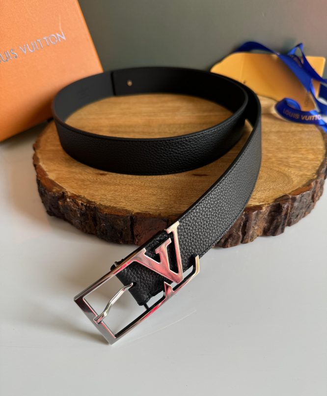 LOUIS VUITTON-BELT-MEN