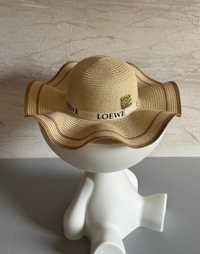 LOEWE-HAT-WOMEN