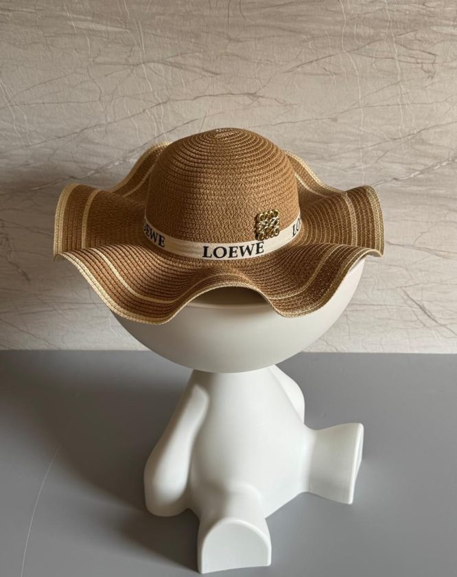 LOEWE-HAT-WOMEN