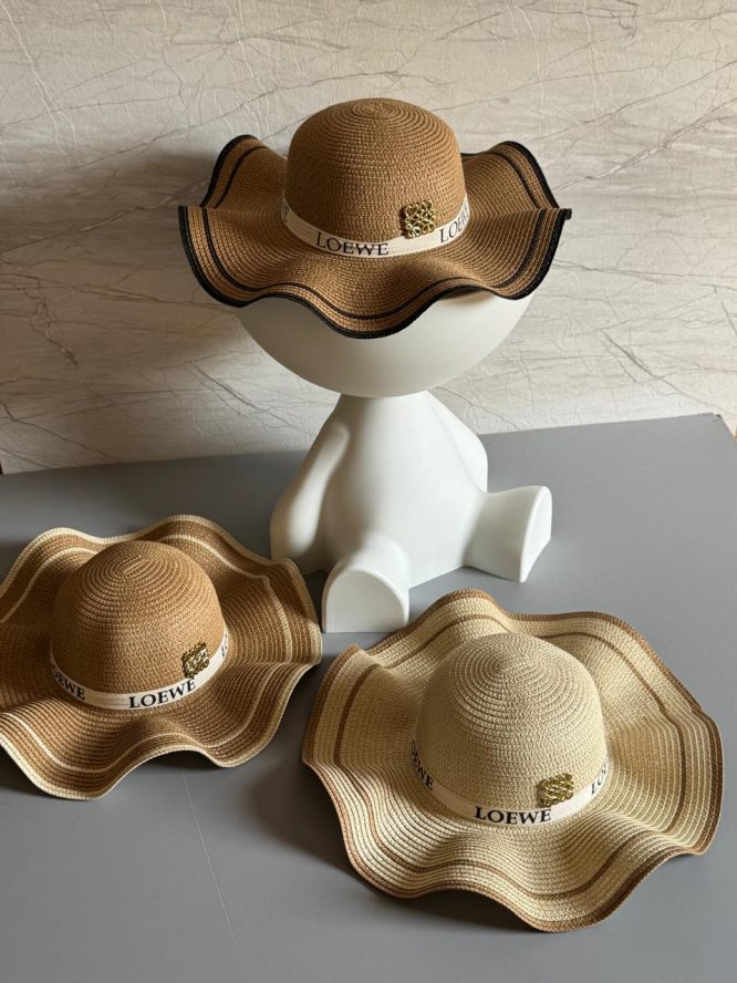 LOEWE-HAT-WOMEN