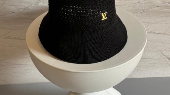 LOUIS VUITTON-HAT-WOMEN