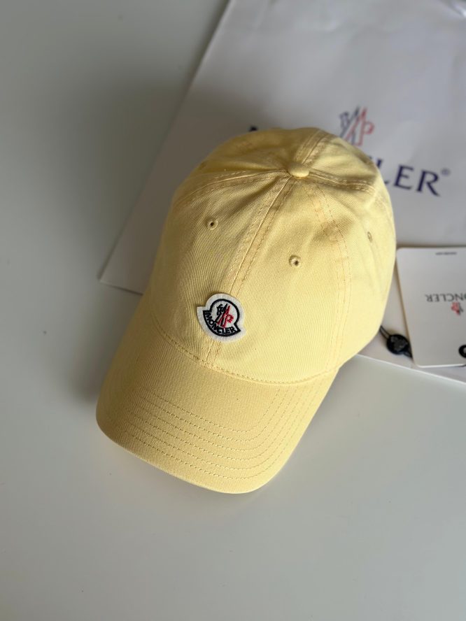 MONCLER-CAP