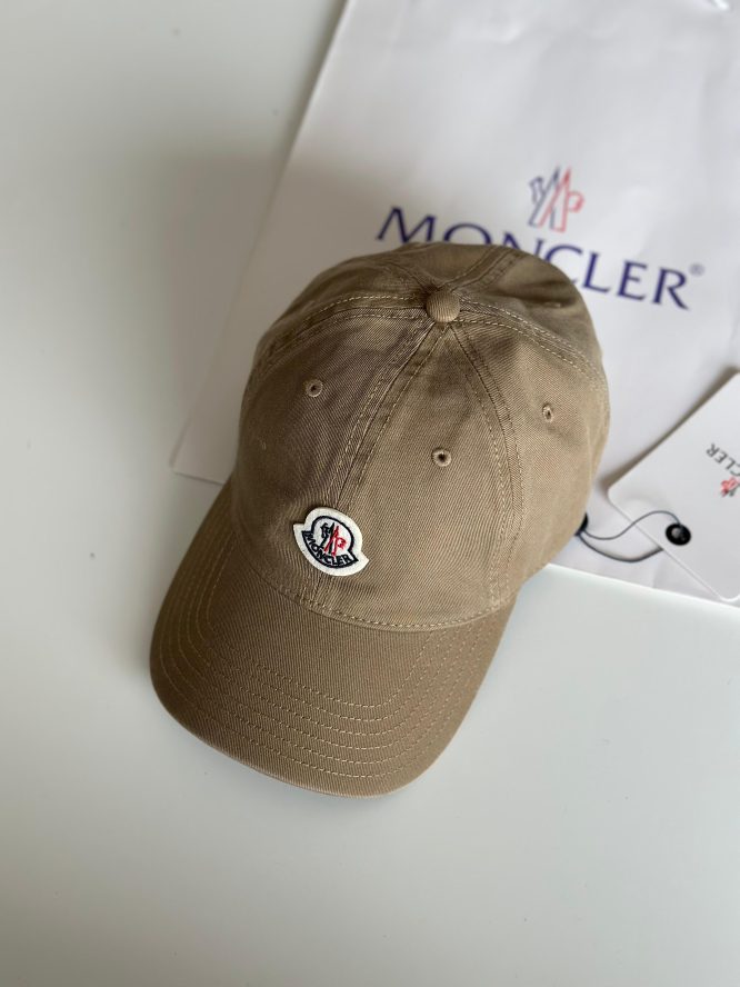 MONCLER-CAP